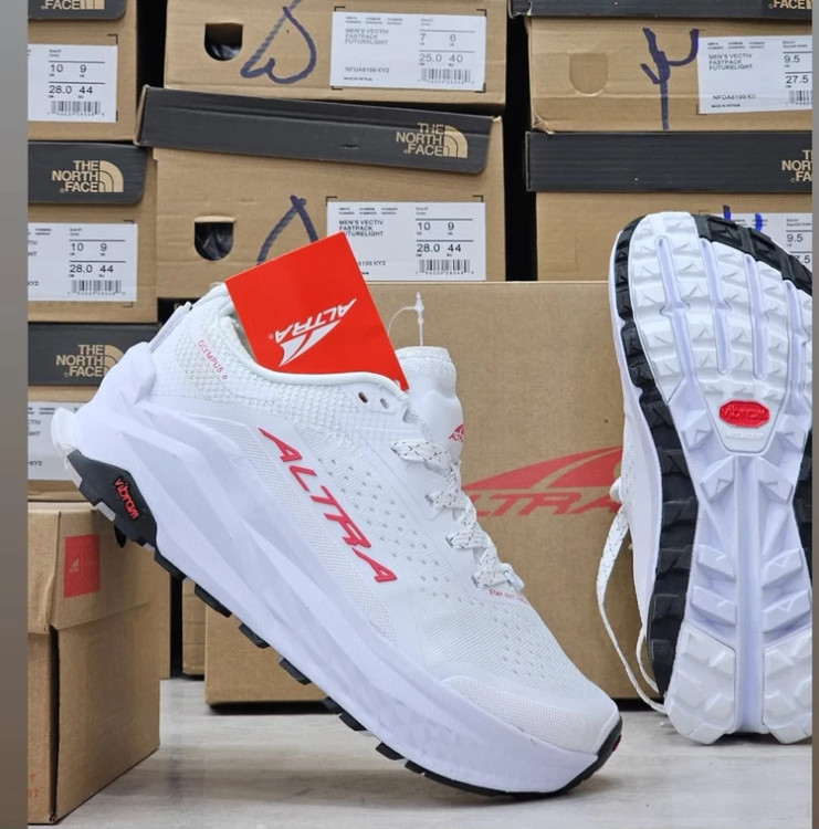 کتونی آلترا المپیوس 6 کیفیت مستر - سایز 40 تا 45 - Altra Olympus 6