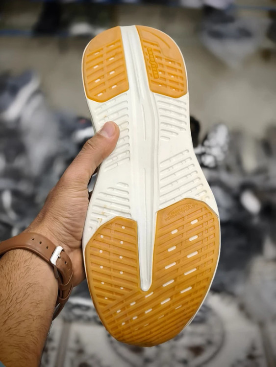 کتونی اسکیچرز بدون بند کیفیت مستر - سایز 40 تا 45 - Skechers Max Cushioning