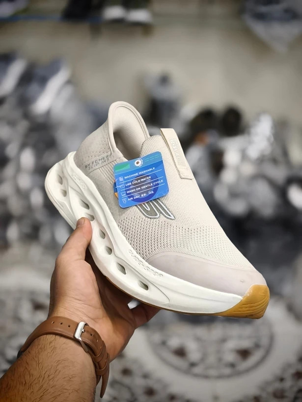 کتونی اسکیچرز بدون بند کیفیت مستر - سایز 40 تا 45 - Skechers Max Cushioning