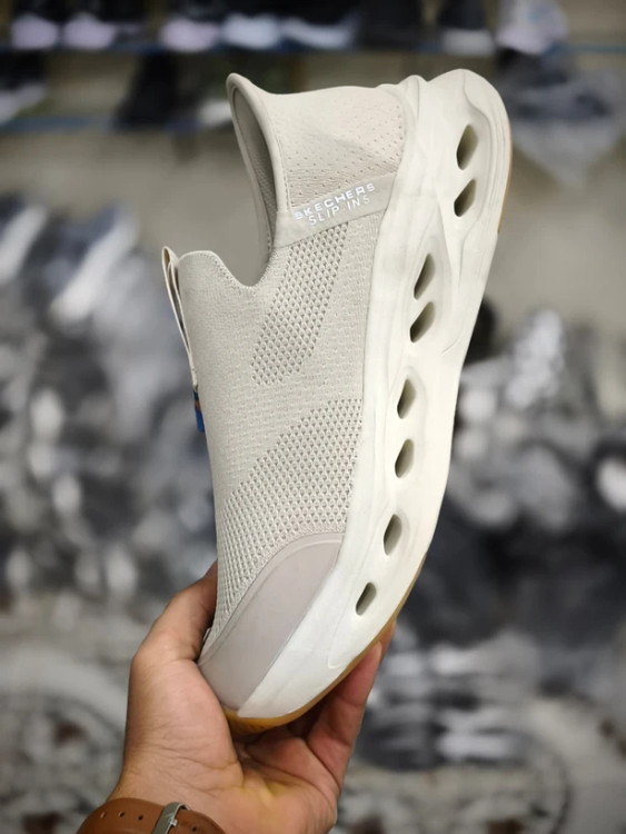 کتونی اسکیچرز بدون بند کیفیت مستر - سایز 40 تا 45 - Skechers Max Cushioning