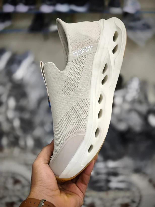 کتونی اسکیچرز بدون بند کیفیت مستر - سایز 40 تا 45 - Skechers Max Cushioning