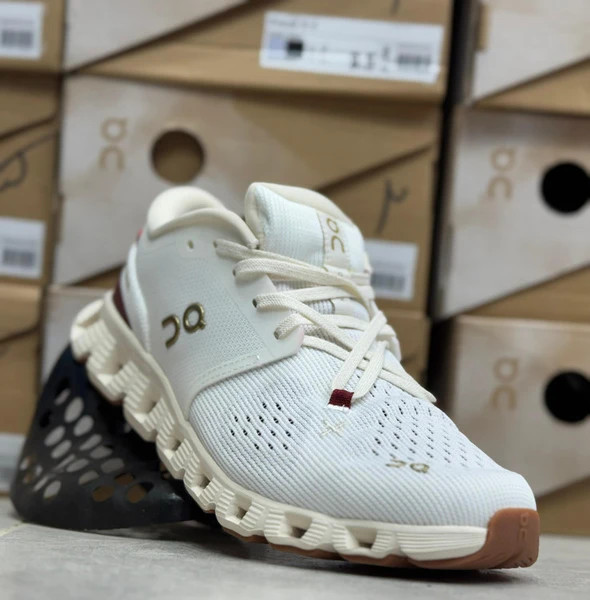 کتونی آن رانینگ کیوسی کلود ایکس 4 - سایز 40 تا 45 - On Running QC Cloud X 4