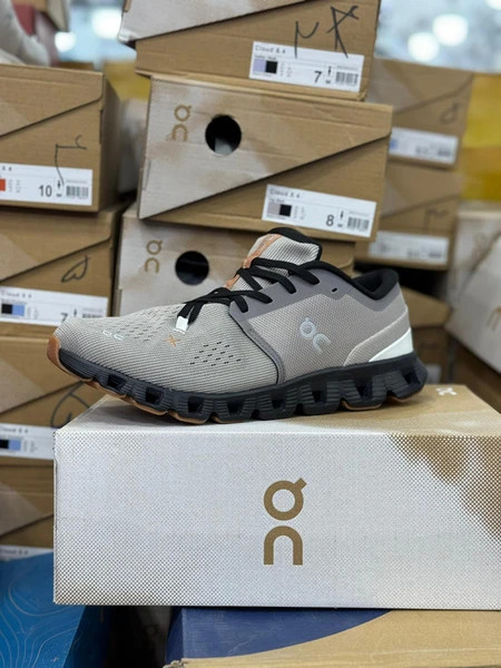کتونی آن رانینگ کیوسی کلود ایکس 4 - سایز 40 تا 45 - On Running QC Cloud X 4