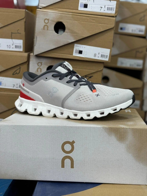 کتونی آن رانینگ کیوسی کلود ایکس 4 - سایز 40 تا 45 - On Running QC Cloud X 4