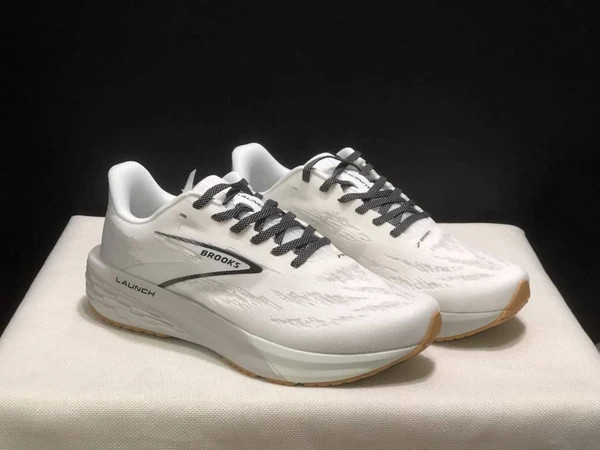 کتونی بروکس لانچ 11 کیفیت مستر - سایز 40 تا 45 - Brooks Launch 11