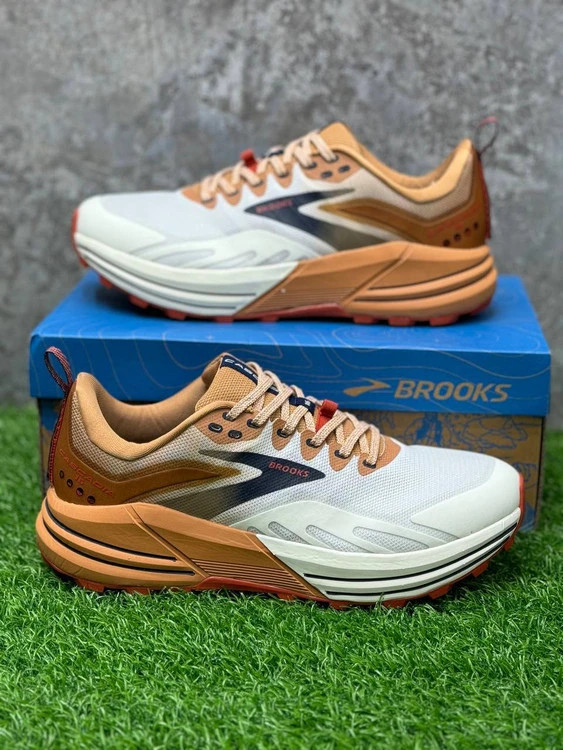 کتونی بروکس کاسکادیا 16 کیفیت مستر - سایز 40 تا 45 - Brooks Cascadia 16