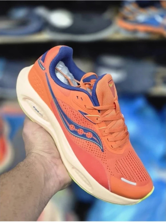 کتونی ساکونی فونیکس اینفرنو 3 کیفیت مستر - سایز 40 تا 45 - Saucony Phoenix Inferno 3