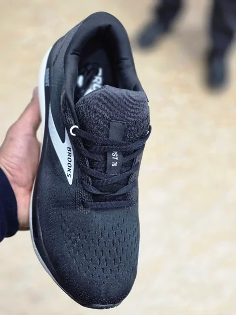 کتونی بروکس گوست 16 کیفیت مستر - سایز 40 تا 45 - Brooks Ghost 16