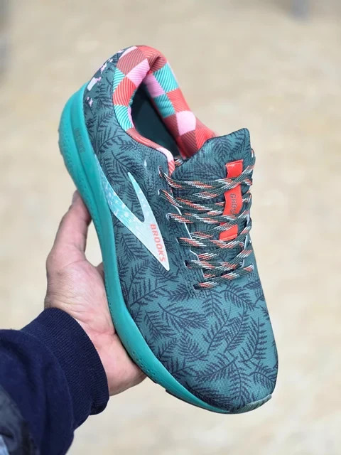 کتونی بروکس گوست 16 کیفیت مستر - سایز 40 تا 45 - Brooks Ghost 16