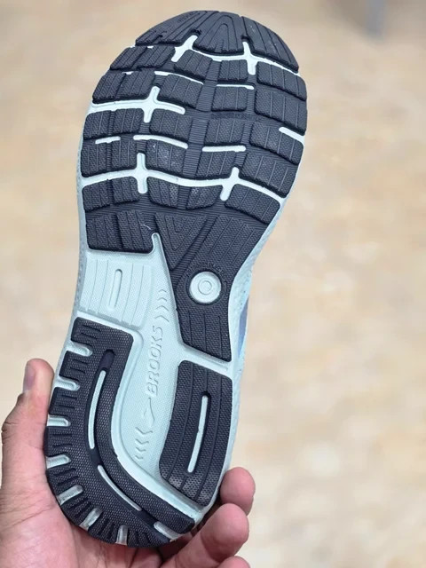 کتونی بروکس گوست 16 کیفیت مستر - سایز 40 تا 45 - Brooks Ghost 16
