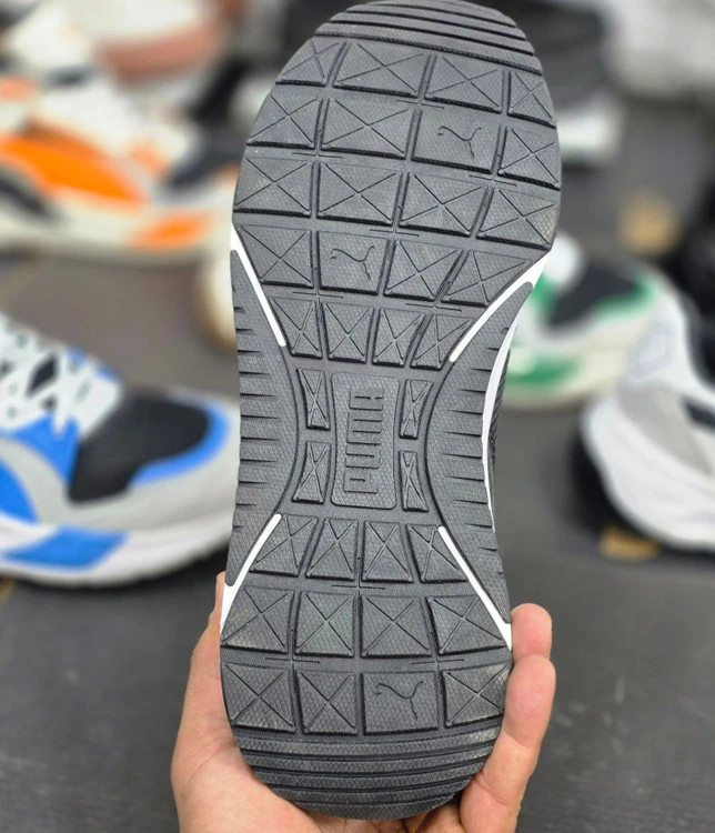 کتونی پوما ترینیتی 2 کیفیت مستر - سایز 40 تا 45 - Puma Trinity 2