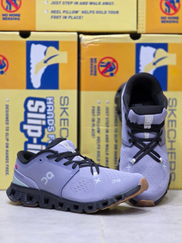 کتونی آن رانینگ کیوسی کلود ایکس 4 - سایز 40 تا 45 - On Running QC Cloud X 4