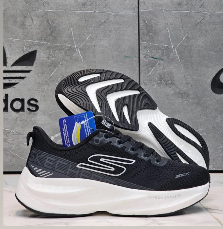 کتونی اسکیچرز گو ران کربن کیفیت مستر - سایز 37 تا 40 - Skechers Gorun Carbon