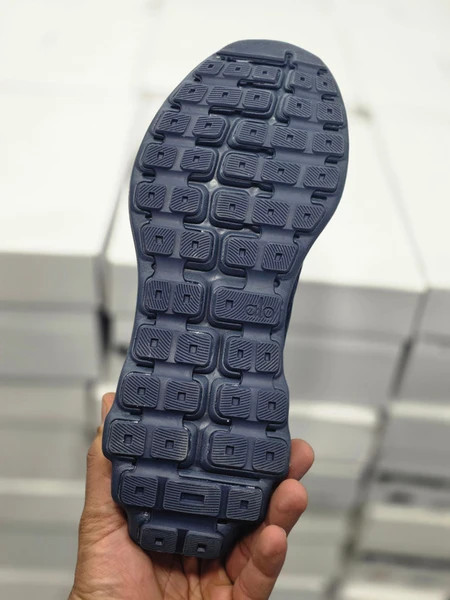 کتونی الو رانر کیفیت مستر - سایز 40 تا 45 - Alo Runner