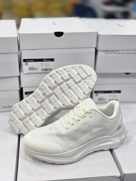 کتونی الو رانر کیفیت مستر - سایز 40 تا 45 - Alo Runner