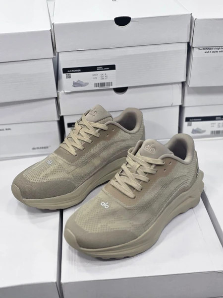 کتونی الو رانر کیفیت مستر - سایز 40 تا 45 - Alo Runner