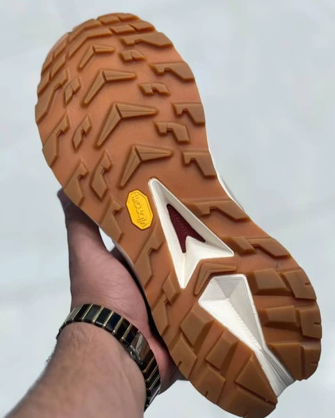 کتونی هوکا اسکای لاین گورتکس کیفیت مستر - سایز 40 تا 45 - Hoka SkyLine Gortex