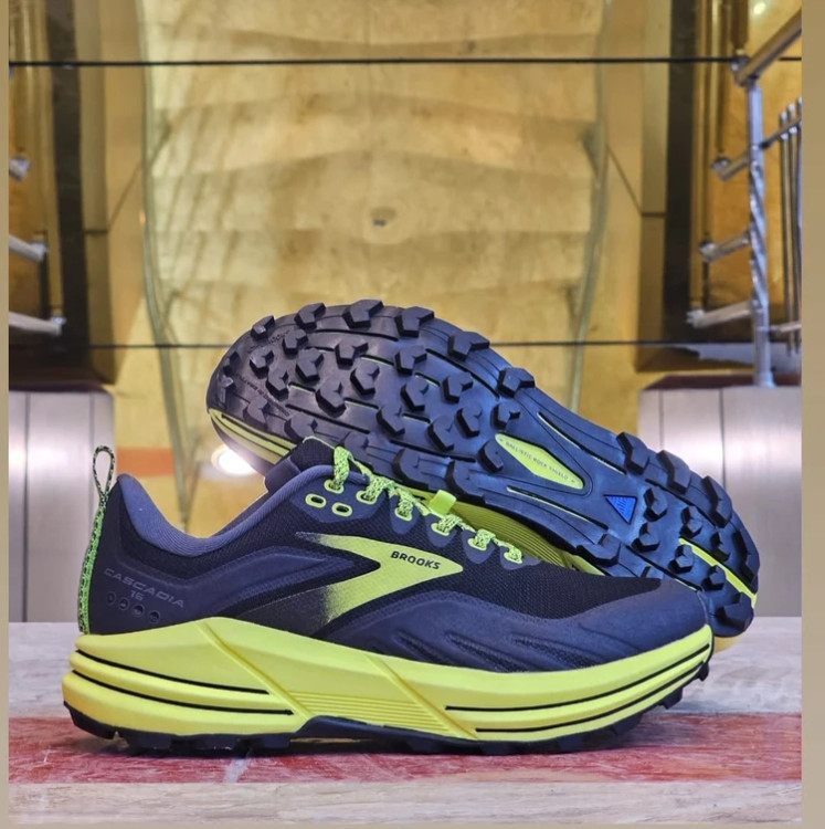 کتونی بروکس کاسکادیا 16 کیفیت مستر - سایز 40 تا 45 - Brooks Cascadia 16