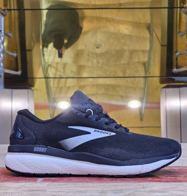 کتونی بروکس گاست 15 کیفیت مستر - سایز 40 تا 45 - Brooks Ghost 15