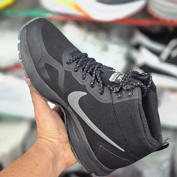کتونی ساق دار نایکی ایر زوم پگاسوس گورتکس کیفیت مستر - سایز 40 تا 45 - Nike Air Zoom Pegasus Gortex
