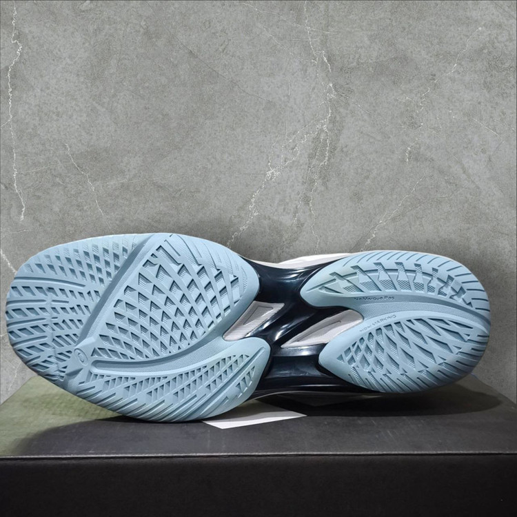 کتونی آسیکس مناسب والیبال، بدمینتون، تنیس، پدل ویتنامی وارداتی - سایز 40 تا 45 - Asics Sky Elite FF 3