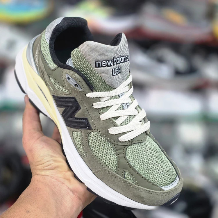 کتونی نیوبالانس 990 کیفیت مستر - سایز 40 تا 45 - New Balance 990