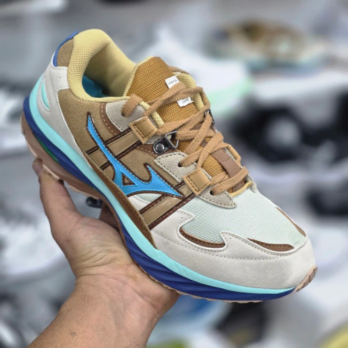 کتونی میزانو ویو رایدر بتا کیفیت مستر - سایز 40 تا 45 - Mizuno x Graphpaper Wave Rider Beta