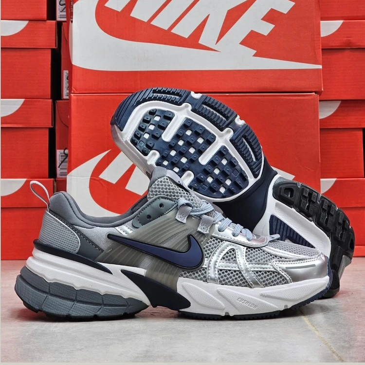 کتونی نایکی وی تو کی کیفیت مستر - سایز 38 تا 45 - Nike V2k Run
