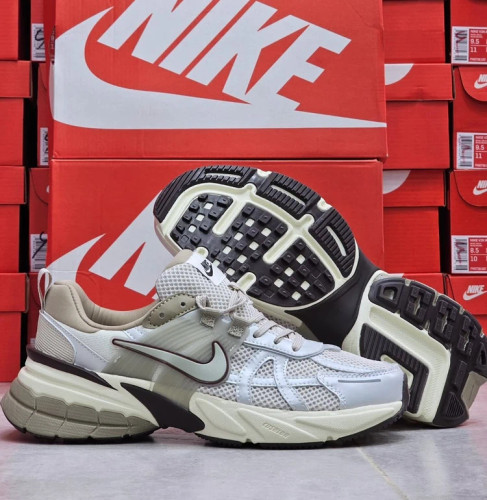 کتونی نایکی وی تو کی کیفیت مستر - سایز 38 تا 45 - Nike V2k Run