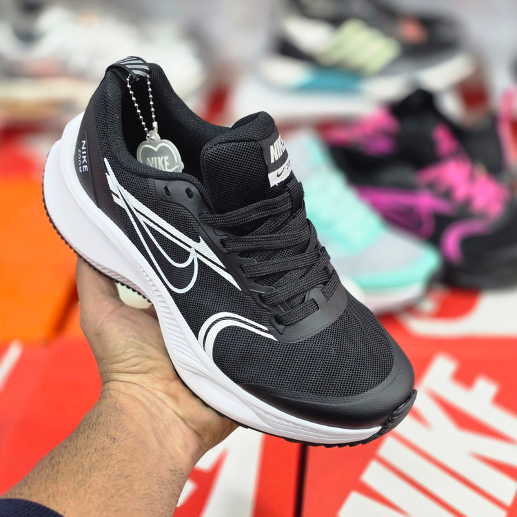 کتونی نایکی زوم ایکس کیفیت مستر - سایز 38 تا 40 - Nike Zoomx
