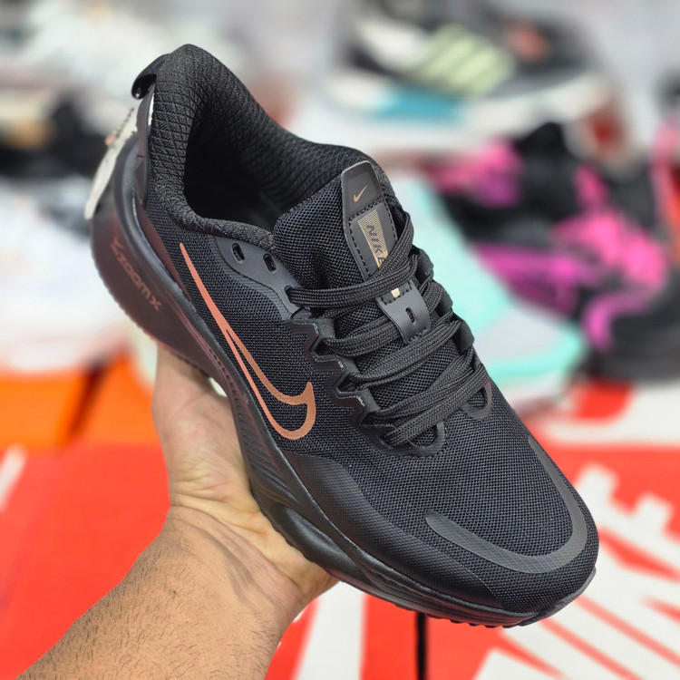 کتونی نایکی زوم ایکس کیفیت مستر - سایز 38 تا 40 - Nike Zoomx