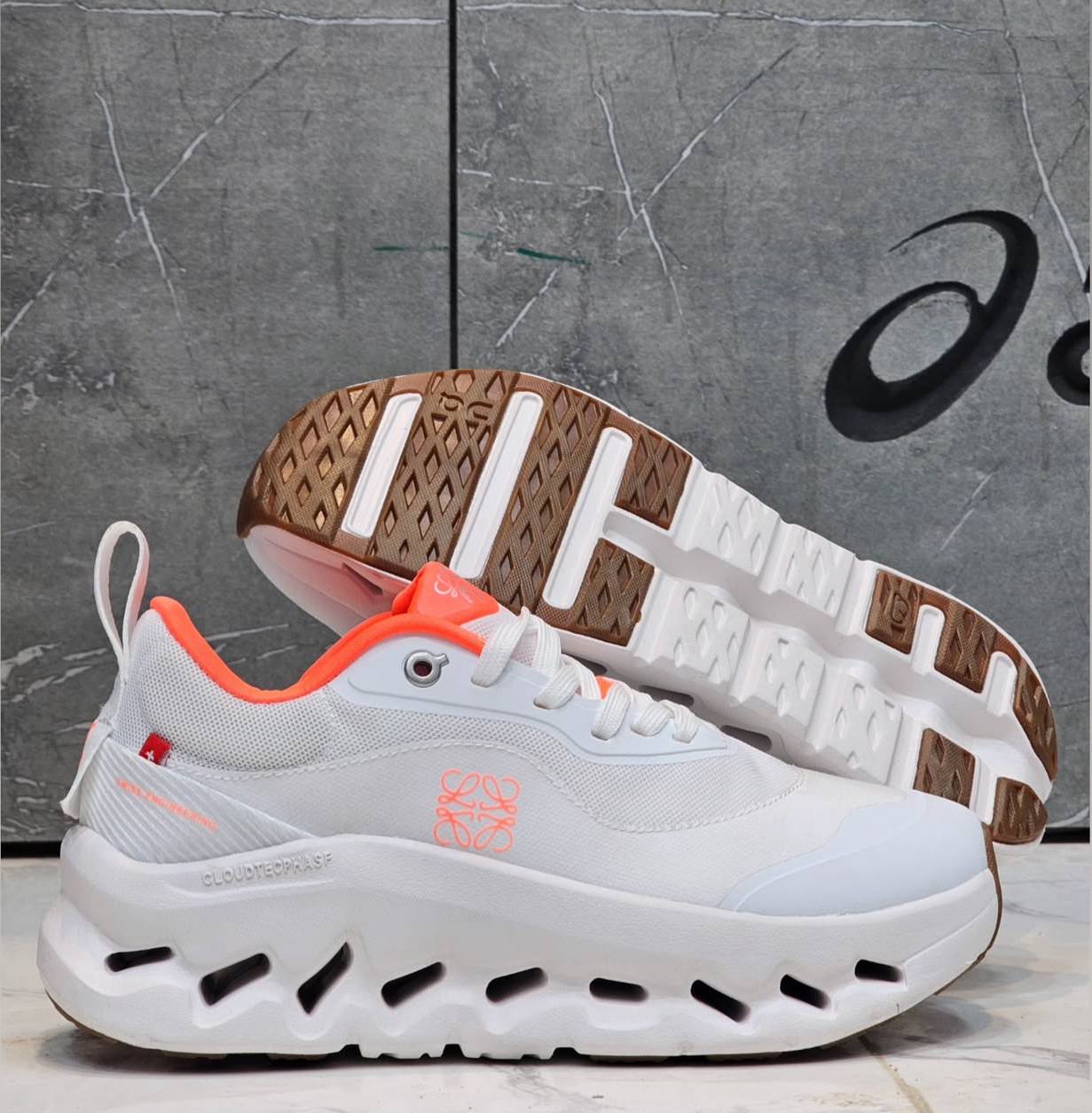 کتونی آن رانینگ کیوسی کلودتیلت 2 لووه کیفیت مستر - سایز 37 تا 40 - On Running Cloudtilt 2 Loewe