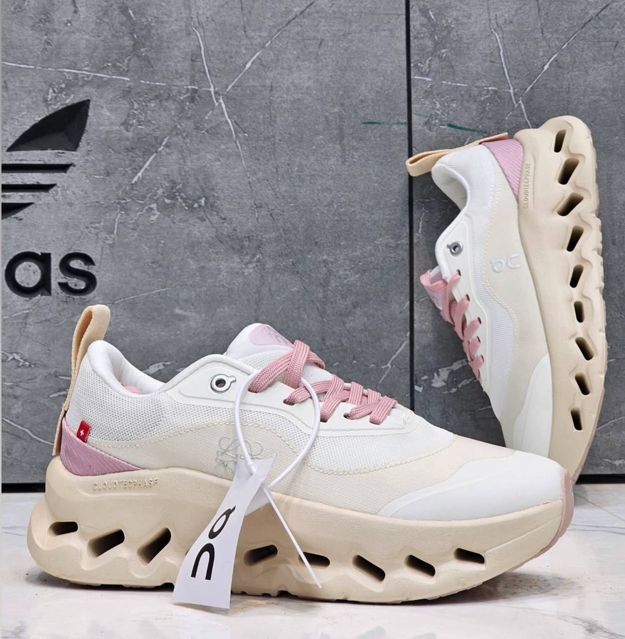 کتونی آن رانینگ کیوسی کلودتیلت 2 لووه کیفیت مستر - سایز 37 تا 40 - On Running Cloudtilt 2 Loewe