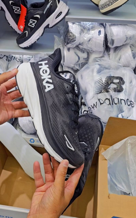 کتونی هوکا کلیفتون 9 کیفیت مستر - سایز 40 تا 45 - Hoka Clifton 9