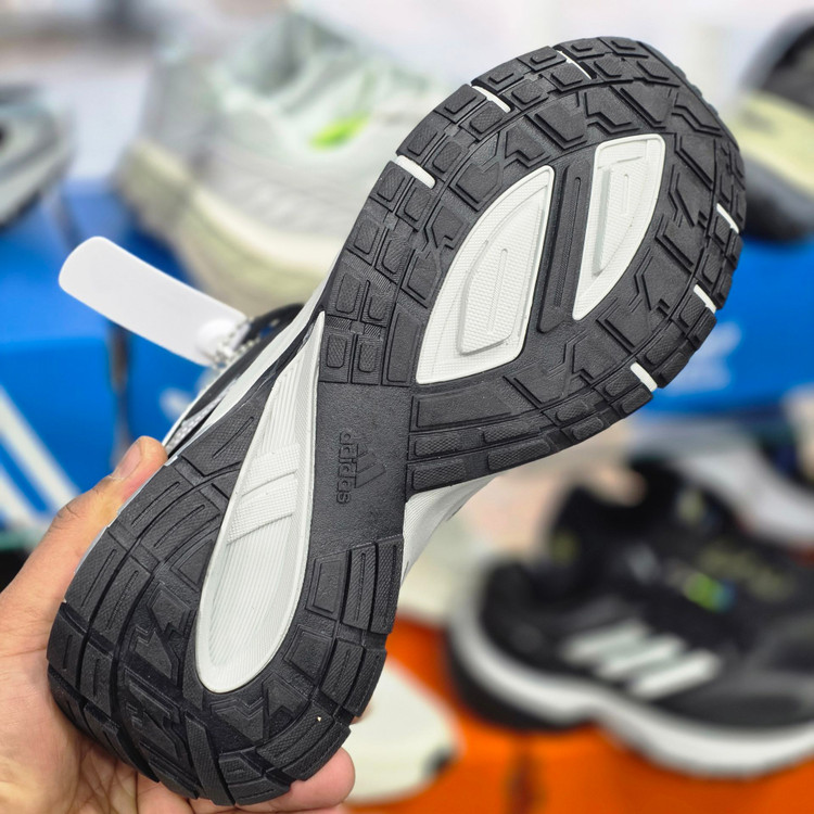 کتونی آدیداس ریسپانس CL کیفیت مستر - سایز 40 تا 45 - Adidas Response CL