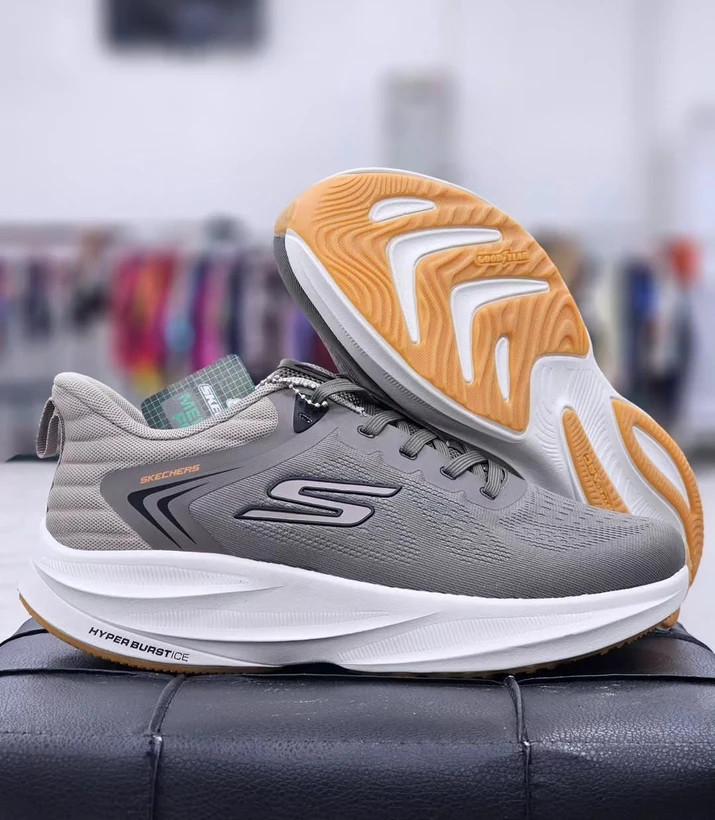 کتونی اسکیچرز هایپر برست کیفیت مستر - سایز 40 تا 45 - Skechers Hyper Burst
