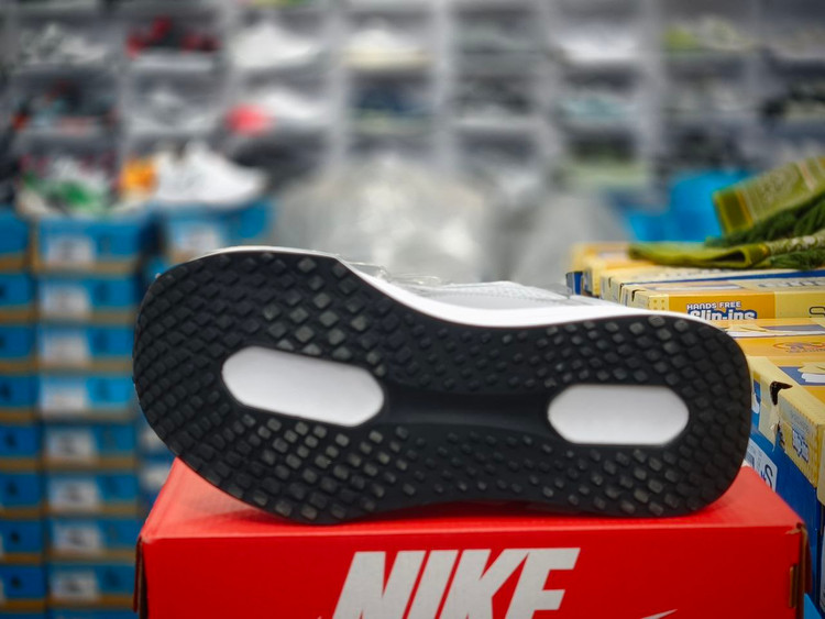 کتونی نایکی ایر زوم کیفیت مستر - سایز 39 تا 45 - Nike Air Zoom