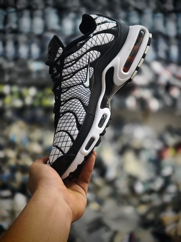 کتونی نایکی ایرمکس تی ان پلاس کیفیت مستر - سایز 40 تا 46 - Nike Air Max TN Plus