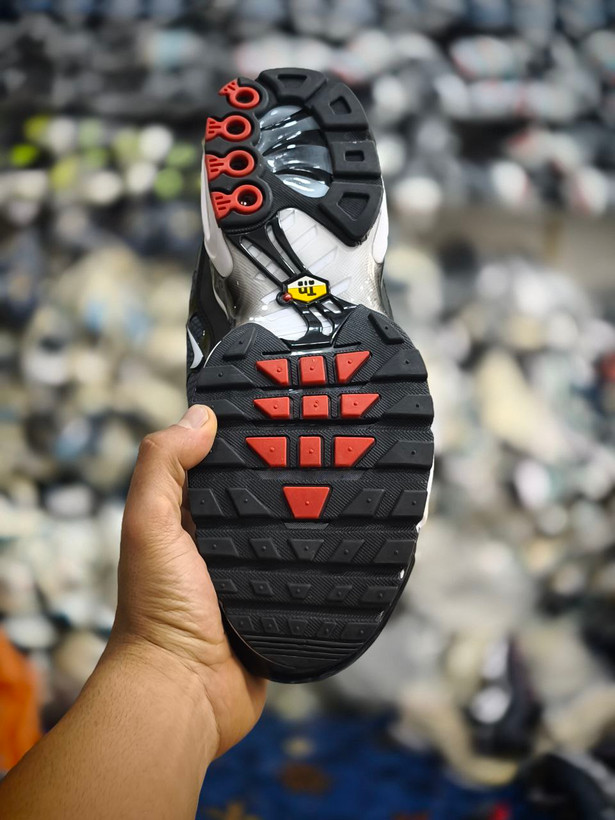 کتونی نایکی ایرمکس تی ان پلاس کیفیت مستر - سایز 40 تا 46 - Nike Air Max TN Plus