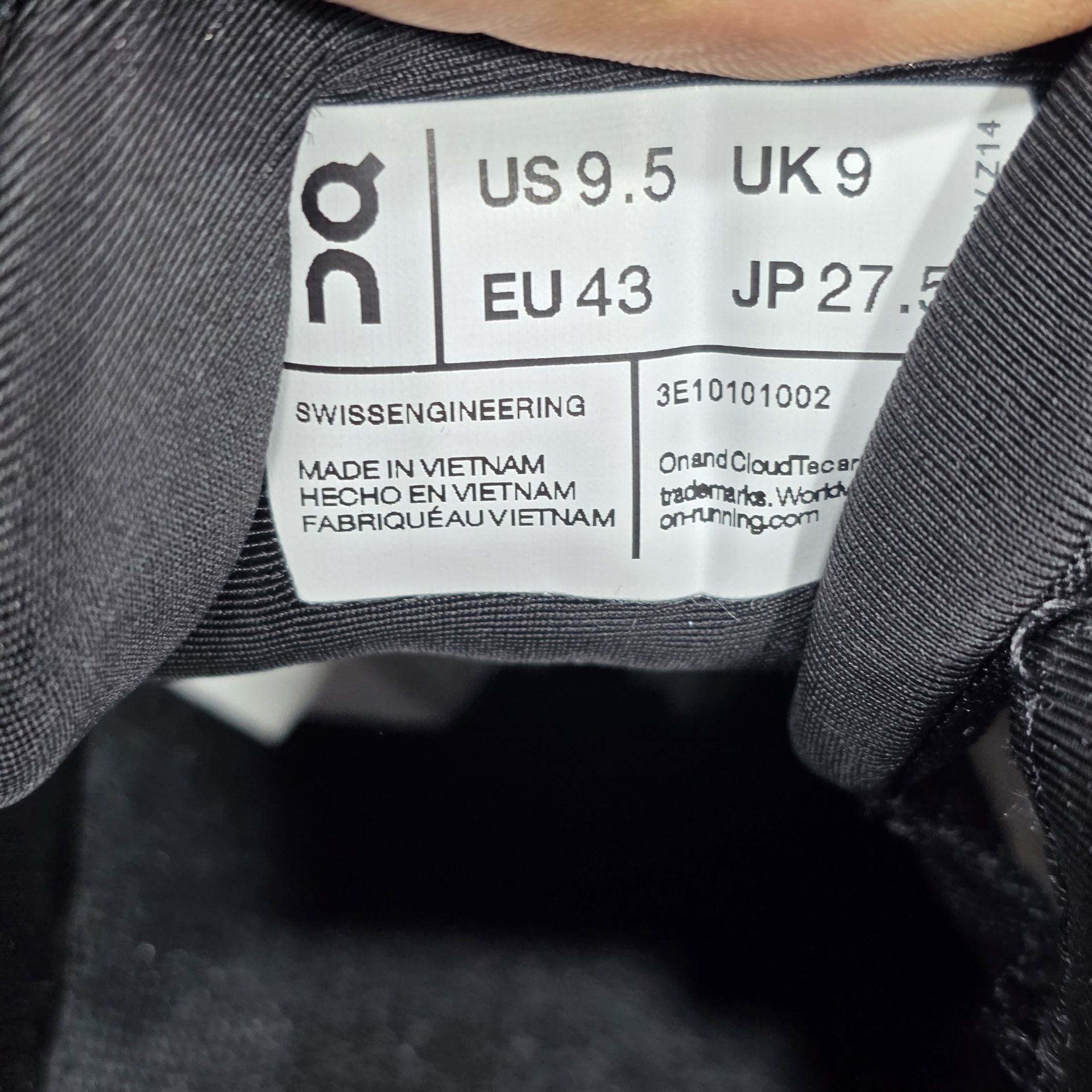 کتونی آن رانینگ کیوسی کلودتیلت راک سند کیفیت مستر - سایز 40 تا 45 - On Running Cloudtilt Rock Sand