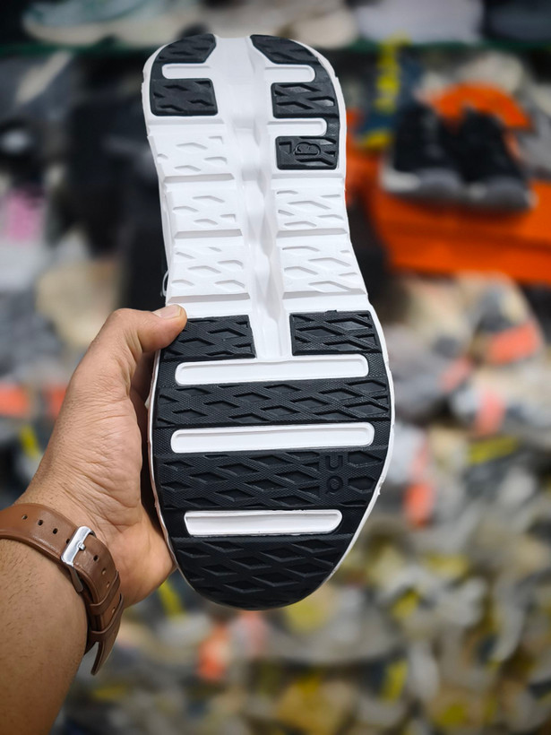 کتونی آن رانینگ کیوسی کلودتیلت راک سند کیفیت مستر - سایز 40 تا 45 - On Running Cloudtilt Rock Sand