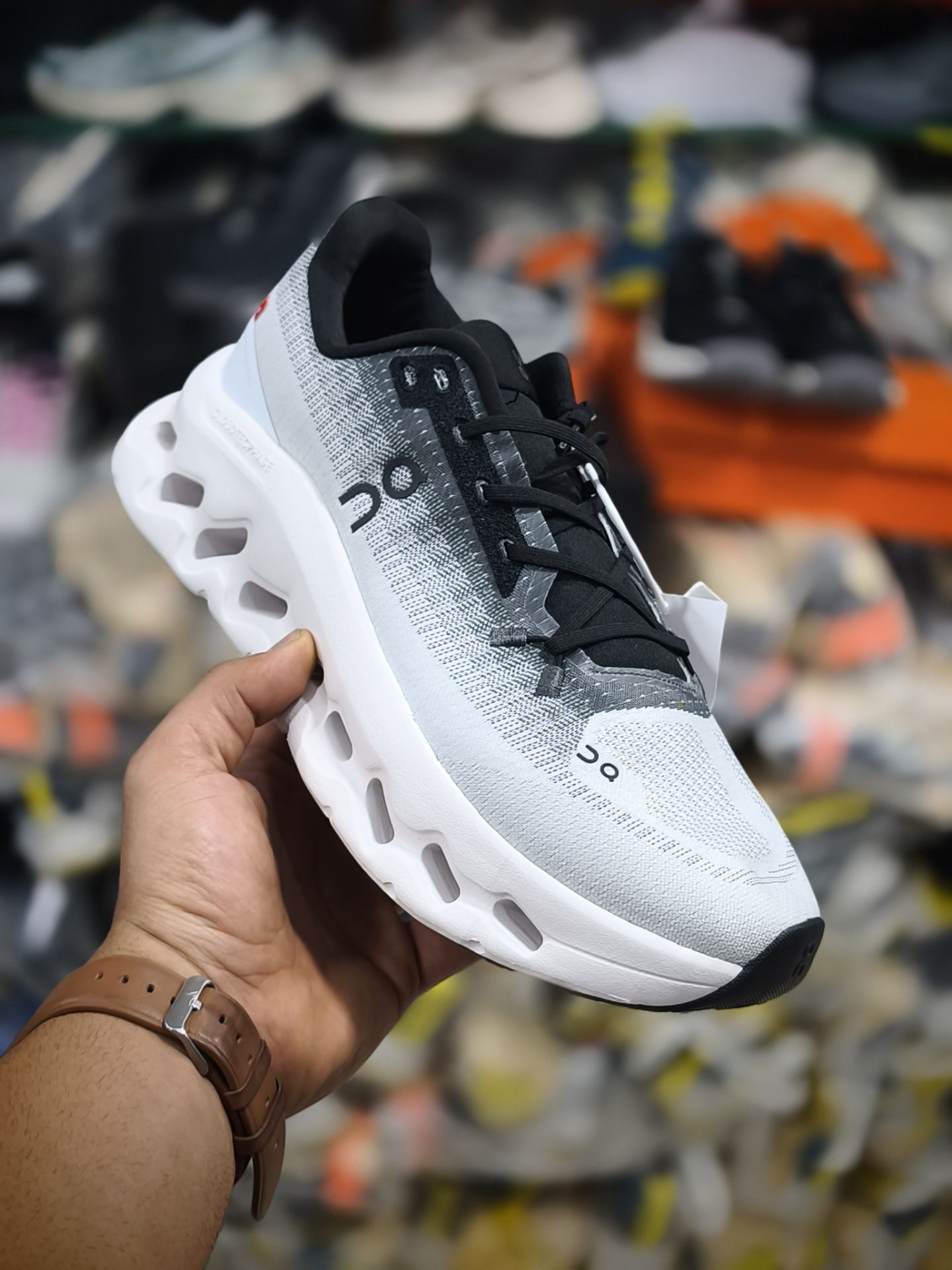 کتونی آن رانینگ کیوسی کلودتیلت راک سند کیفیت مستر - سایز 40 تا 45 - On Running Cloudtilt Rock Sand