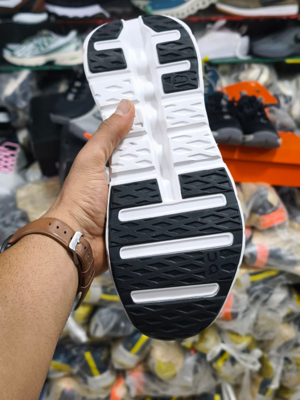 کتونی آن رانینگ کیوسی کلودتیلت راک سند کیفیت مستر - سایز 40 تا 45 - On Running Cloudtilt Rock Sand