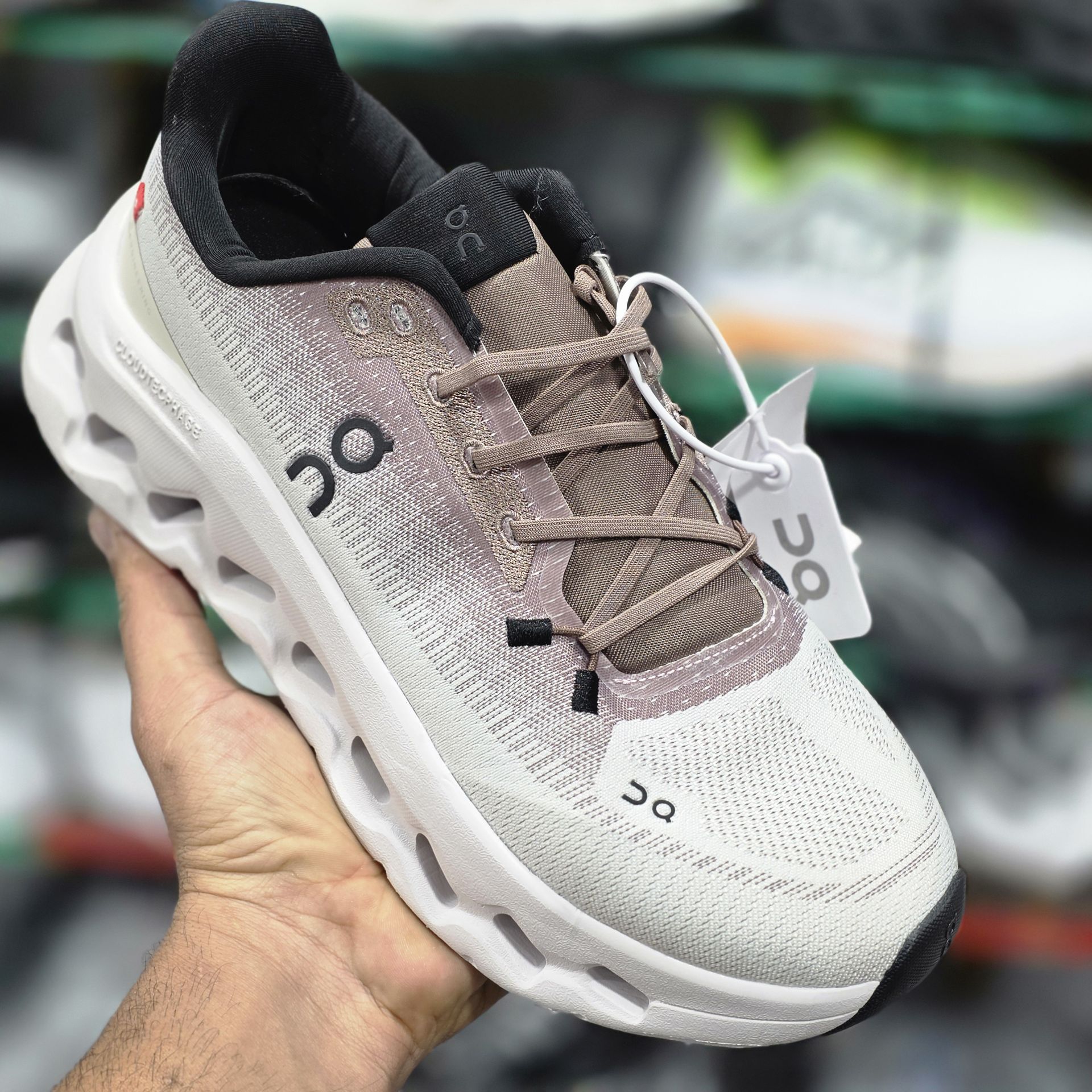 کتونی آن رانینگ کیوسی کلودتیلت راک سند کیفیت مستر - سایز 40 تا 45 - On Running Cloudtilt Rock Sand