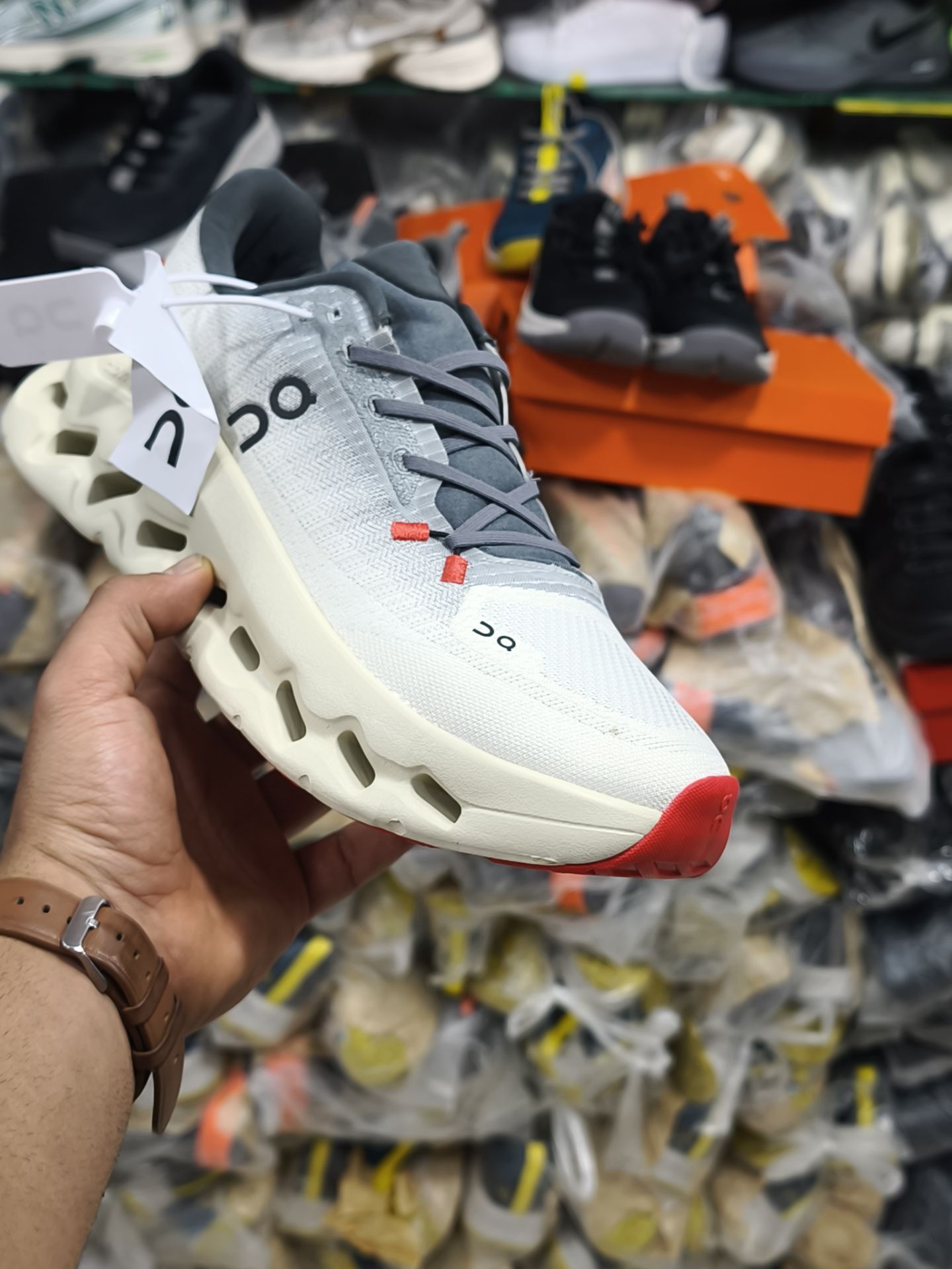 کتونی آن رانینگ کیوسی کلودتیلت راک سند کیفیت مستر - سایز 40 تا 45 - On Running Cloudtilt Rock Sand