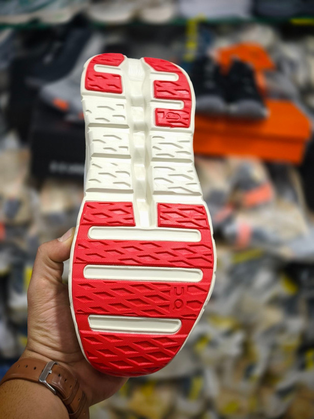 کتونی آن رانینگ کیوسی کلودتیلت راک سند کیفیت مستر - سایز 40 تا 45 - On Running Cloudtilt Rock Sand
