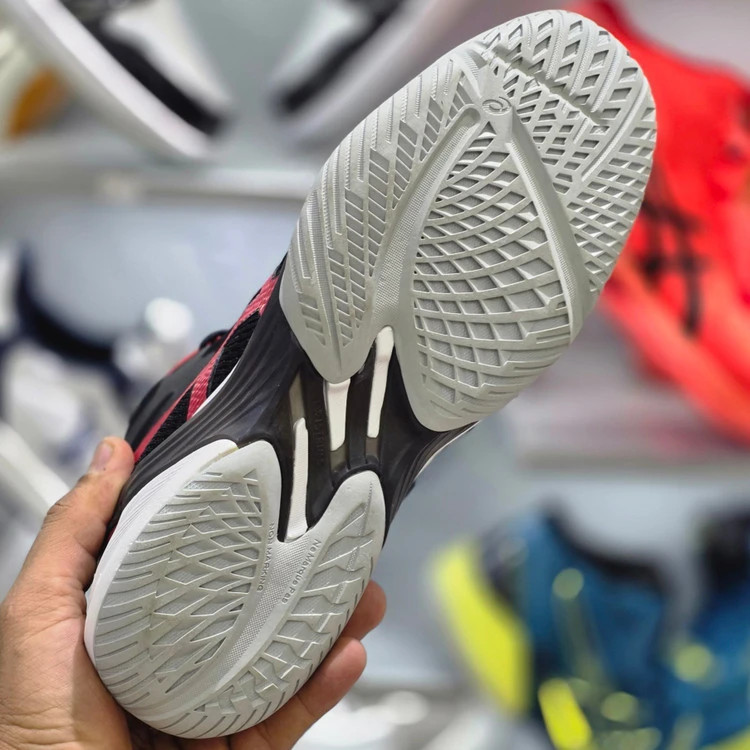 کتونی آسیکس مناسب والیبال، بدمینتون، تنیس، پدل ویتنامی وارداتی - سایز 40 تا 46 - Asics Sky Elite