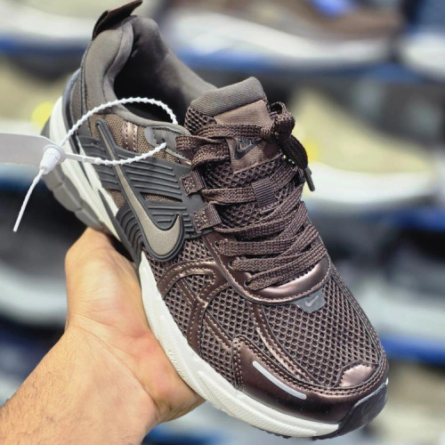 کتونی نایکی وی تو کی کیفیت مستر - سایز 37 تا 45 - Nike V2k Run