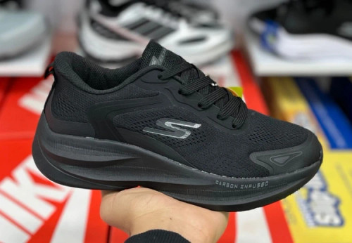 کتونی اسکیچرز گو ران کربن کیفیت مستر - سایز 37 تا 40 - Skechers Gorun Carbon