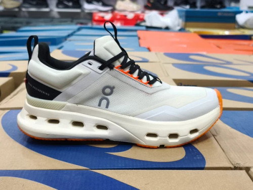 کتونی آن رانینگ کیوسی کلودتک کیفیت مستر - سایز 40 تا 45 - On Running Cloudtech